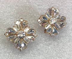 Vintage Gold Crystal Rhinestone Earrings Clover Quatre Shamrock Omega 1″ 8055