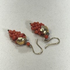 Vintage Gold Tone Red Coral Bead Grape Cluster Drop Earrings French Hook Retro