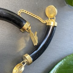 Vintage Jade Bracelet Estate Fine Jewelry Pre-Owned Black Pierced Shou 7″