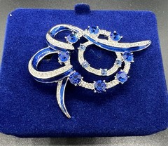 Camrose & Kross Jacqueline Bouvier Kennedy Jewelry Brooch Reproduction COA