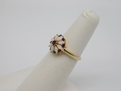 SWEET VINTAGE 14K YELLOW GOLD FIERY FIRE OPAL AMETHYST STONE RING SIZE 6
