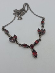 Vintage Sterling Silver 925 Garnet Collar Necklace 16″ 9.5g