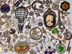 Lot Vtg & Modern Fun Novelty Pendant Findings Charms Jewelry Making Art