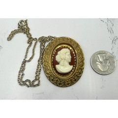 Vintage Large Portrait Cameo Pendant Brooch 2″ Ornate Gold Tone 18″ Chain