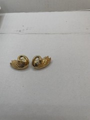 Vintage Gold Tone Swan Post Earrings Romantic Bird Costume Jewelry Pierced Earri