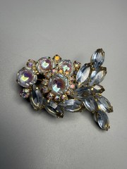 JULIANA D&E Book Piece AB Aurora Borealis Scooped Rhinestone Brooch Ref 1171 Vtg