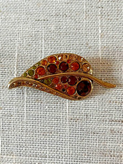 Vintage Rhinestone Leaf Brooch. Multicolor. Goldtone Setting…Autumn,Fall leaf..
