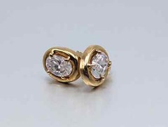 14K Yellow Gold 5×4 mm Oval Cubic Zirconia Stud Earrings 14k Yellow Gold Studs M
