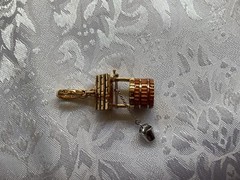 RARE*JUICY*COUTURE*GOLD*TONE*WISHING*WELL*WITH*PAIL*CHARM*BRACELET*N/I/B*