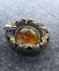 Vintage Art Noveau/Victorian Style Amber Glass Pendant Bronze/Brass Tone