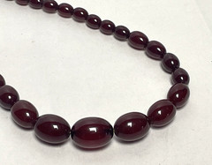 Vintage Cherry Red Bakelite Graduated Bead Necklace 35″ Tested 62g Art Deco