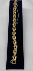 Vintage Monet Gold-Tone Chevron Link Bracelet Fold-Over Clasp Safety Chain EUC