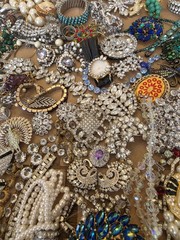 Massive Vintage Jewelry Lot 100’s of Signed Pcs / OVER 500 PCS + Misc 1G bag…