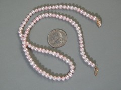 Estate Signed JCM 10k Gold Pale Pink Cultured Pearl Bead Necklace 18″