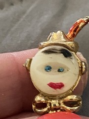 Vintage 1949 Uncas Mfg Co Girl And Boy Button Face Pins /Brooch Set