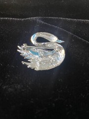 Vintage GERRYS Textured Silver-toned Swan Markasite Eye Brooch