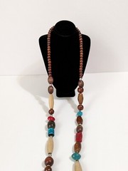 Vintage Wood, Glass, Metal & Acrylic Beaded Infinity Multi Colored Necklace. 34″