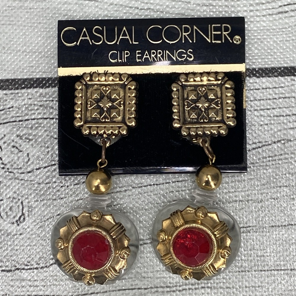 Vintage Casual Corner clip On earrings Lucite