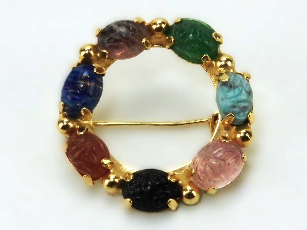 Vintage Colorful Scarab Wreath Brooch Pin, Gold Tone, Fashion Jewelry JWL-595