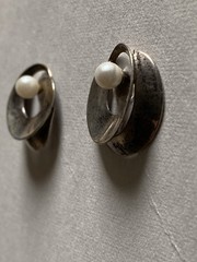 Vintage Modernist Sterling Silver Pearl Sculptural Stud Earrings Mid Century