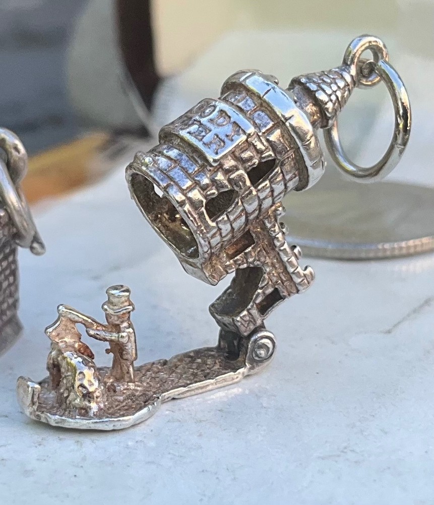 Vintage English Sterling Charm LONDON BLOODY TOWER Opens Articulated Execution