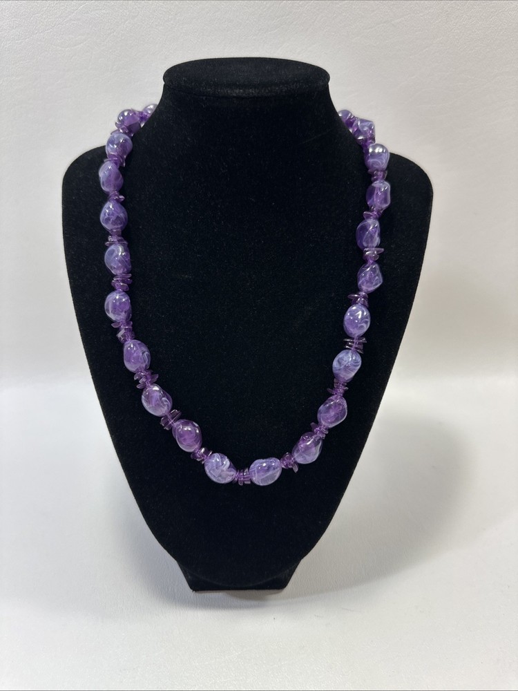 Vintage Purple Plastic Stone ? Necklace Costume Jewelry