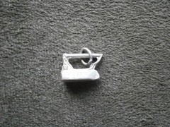 Small Old-Fashioned Clothes Iron Vtg Sterling Silver Bracelet Charm Pendant 1.8g