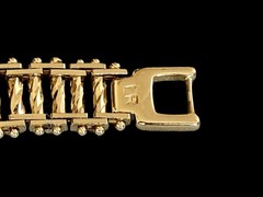 Vintage Lady Remington Gold Tone Bracelet~Beaded Edge Detail~1980s