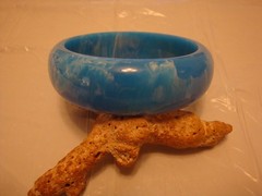 Restored Vintage 7/8″ Bakelite Bracelet! Marbled Bright Sky Blue/White Colors!