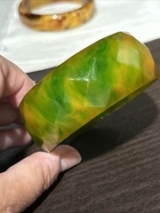 Vtg 30g RARE Diamond Cut Faceted End Day Green Yellow Bakelite Bangle Bracelet