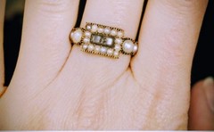 1820’s GEORGIAN 15K Gold/Seed Pearl Surround Mourning Hair Ring Sz 6.5