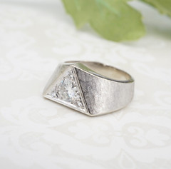 Vintage Signet Ring 14K Diamond White Gold Geometric Triangle Size 8.5 RG4591