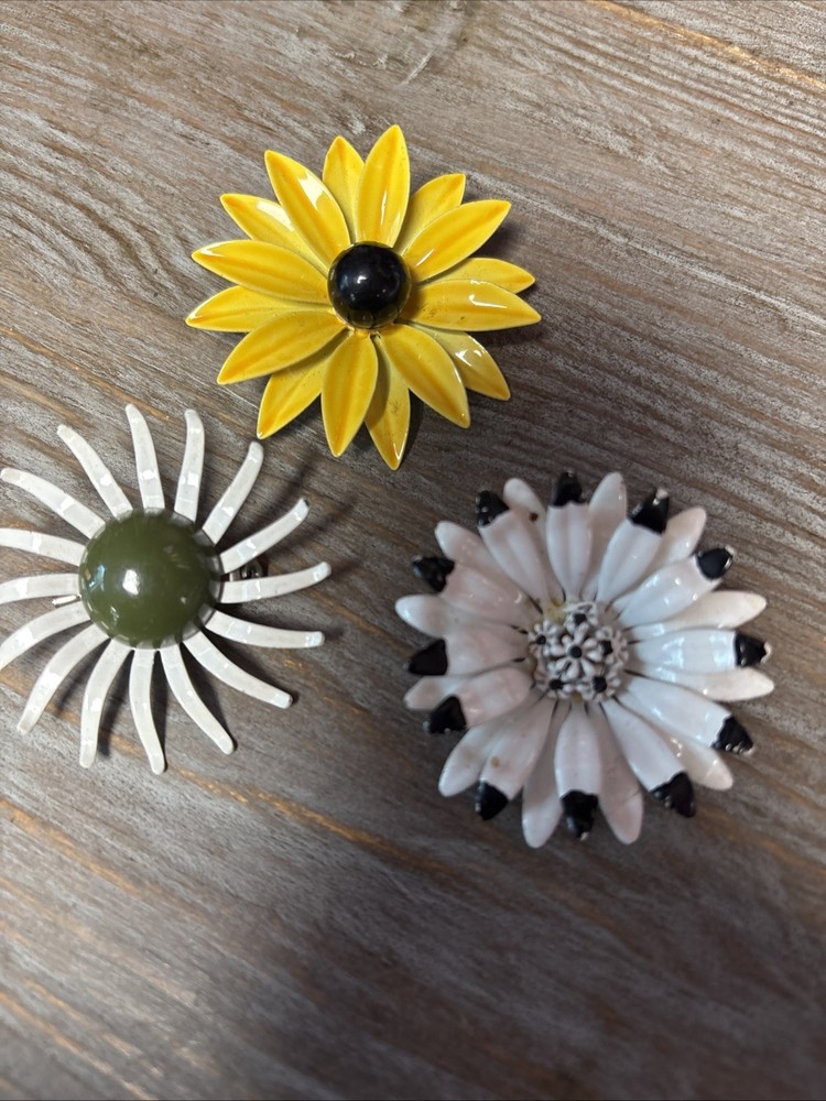 Vintage Enamel On Metal Flower Floral Brooch Pin Lot Of 3 Multicolor Brooches