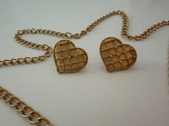 Lady Remington Heart w Rhinestones Necklace & Pierced Earrings Gold Tone Set IOB