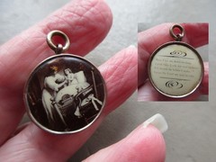 ANTIQUE EDWARDIAN ART DECO GOLD FILLED CHILDS PRAYER FOB LOCKET CHARM PENDANT UK