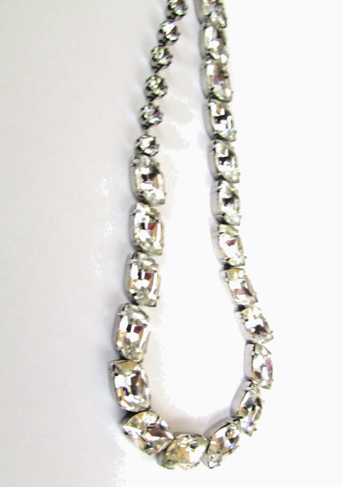 Fenichel rhinestone necklace – all stones intact Vintage and beautiful