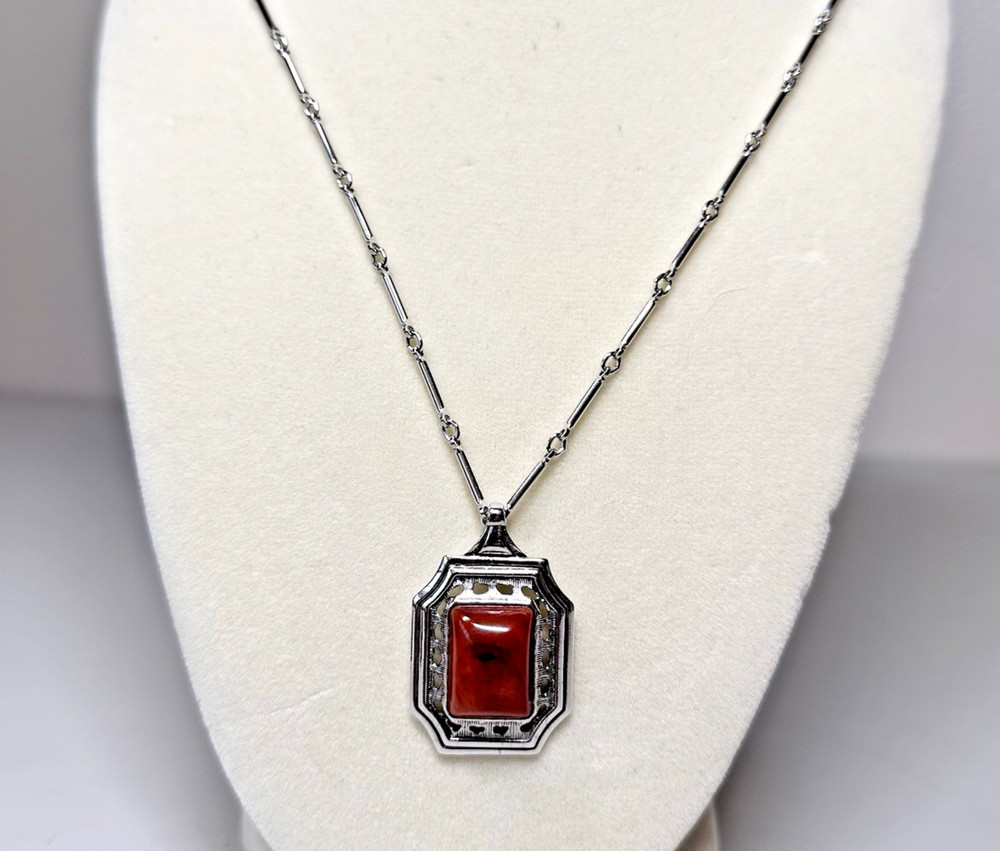 Vintage 1973 Sarah Coventry Silver tone Necklace “Autumn Beauty” Faux Agate 24″