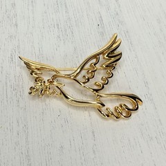 Vintage Vero Peace Dove Gold Toned Brooch 1960s-1980s RARE