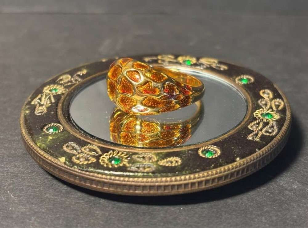 Vintage Joan Rivers Domed Gold-Tone Enamel Ring Size 11.25