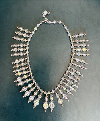 VINTAGE 1960’s AURORA BOREALIS CRYSTAL BIB COLLAR NECKLACE MCM STATEMENT PIECE