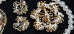 Goldtone Faux Pearl Jewelry Lot Trifari Japan Signed Pieces Brooch Earrings E30