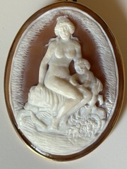 Rare lg GAPA Italian shell cameo 9K gold brooch, pendant, Venus Aphrodite Cupid!