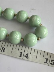Vtg Monet Mint Green Necklace: Gold Tone/ Very Good Pre-owned Condition