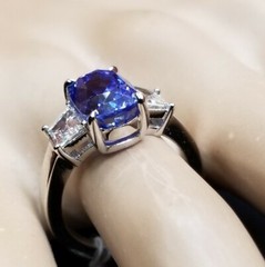 18K White Gold Engagement Ring 5.50CT. Flawless Natural Blue Sapphire Cushion