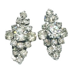 Vtg 1950 Midcentury Prong Set Rhinestone Cluster Climber Clip Earrings 1.5″