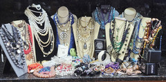 Estate Jewelry Lot 537 pc Signed Unsigned 32 lbs. Vintage to Now Jewelry Lot 21