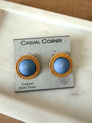 Vintage Casual Corner Gold Tone Blue Cabochon Post Earrings Retro Statement