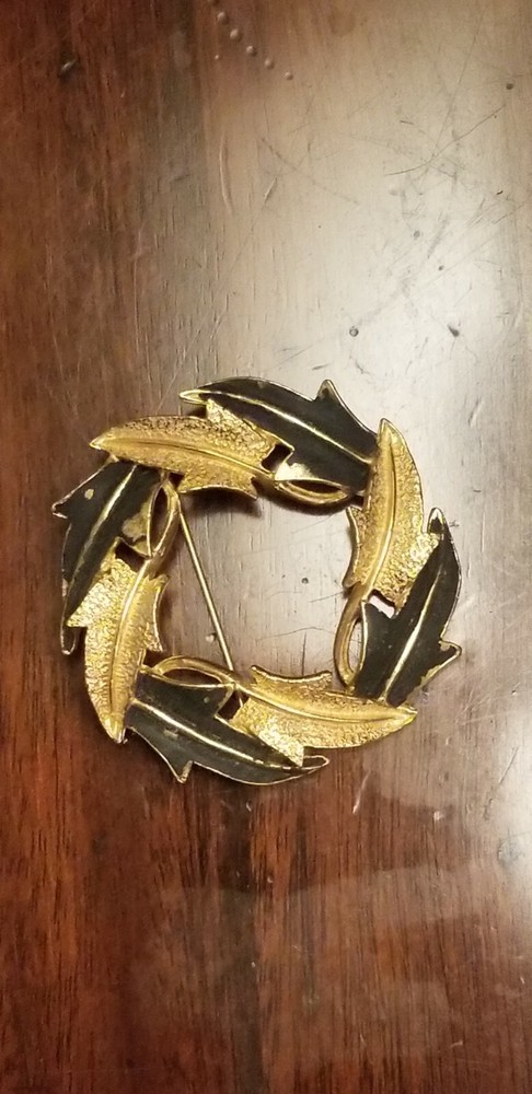 VINTAGE MODE ART LEAF BROOCH PIN