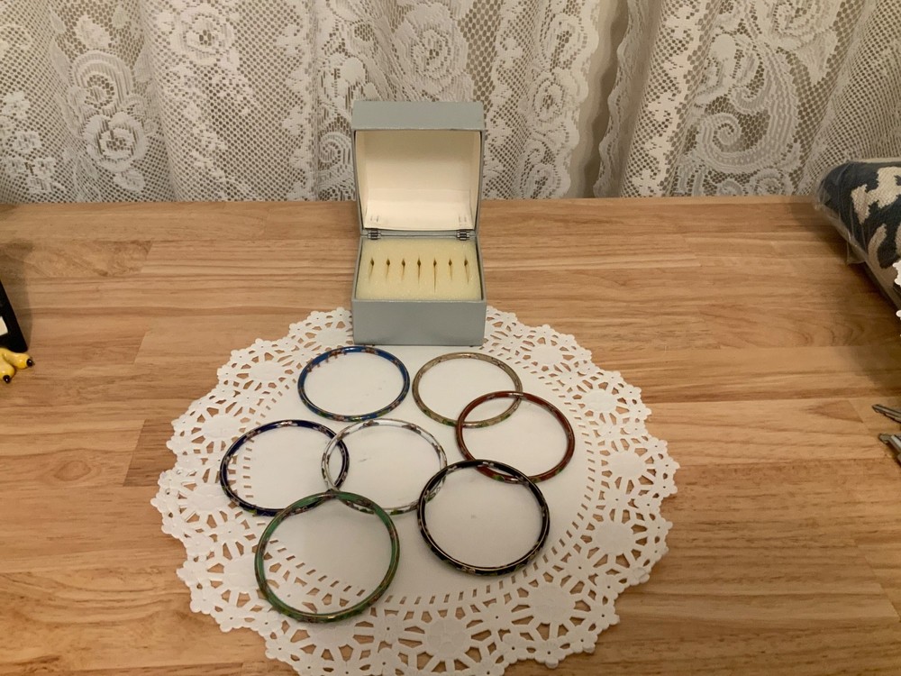 Vintage Set of 7 Cloisonne Enameled Bangle Bracelets Comes in Original Box