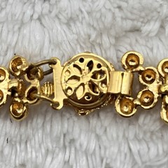 Vintage Popcorn Cluster Necklace Chunky Gold Tone Fancy Box Clasp 16.5″